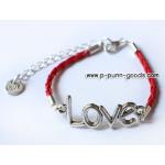 สร้อยข้อมือหนัง ร้อยจี้ Love