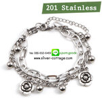 สร้อยข้อมือสแตนเลส เส้นคู่ พร้อมจี้ดอกกุหลาบและเม็ดกลม