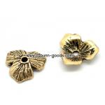 ฝาครอบลูกปัด ดอกไม้ 3 กลีบ 11มม. สีทองโบราณ