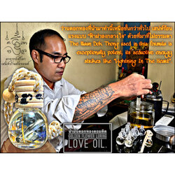น้ำมันดอกทองตอมติด Golden Flower Luring Love Oil. SKU-03950