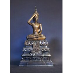 พระปางพระเกศธาตุ (เนื้อทองเหลือง, รมมันปู) Touching Hair Posture Buddha Statue (Brass, Brown Plated). SKU-03101