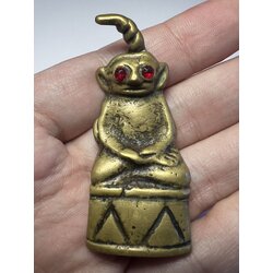 งั่งตาแดง (เกศคดขวา) / Red-Eyed Ngang (Curved Right Hair) SKU-02640