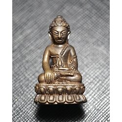 พระกริ่งชินบัญชร (เนื้อโลหะผสมรมดำ) Phra Kring Chinnabanchorn (Black alloy material). SKU-03261