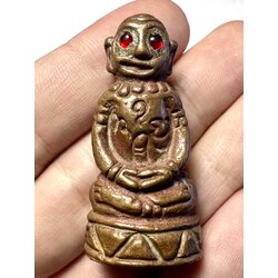 งั่งเศียรโล้นตาแดงหมื่นยันต์ / Bald Head Red-Eyed Thousands Yantra Ngang. SKU-02430