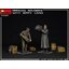 โมเดลฟิกเกอร์ทหาร MiniArt ขนาด 1/35 MI35286 German Soldiers With Jerry Cans
