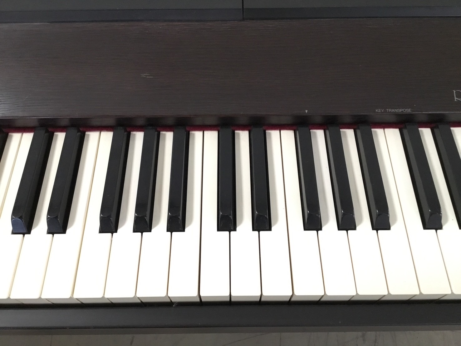 เปียโน Roland : HP3000S