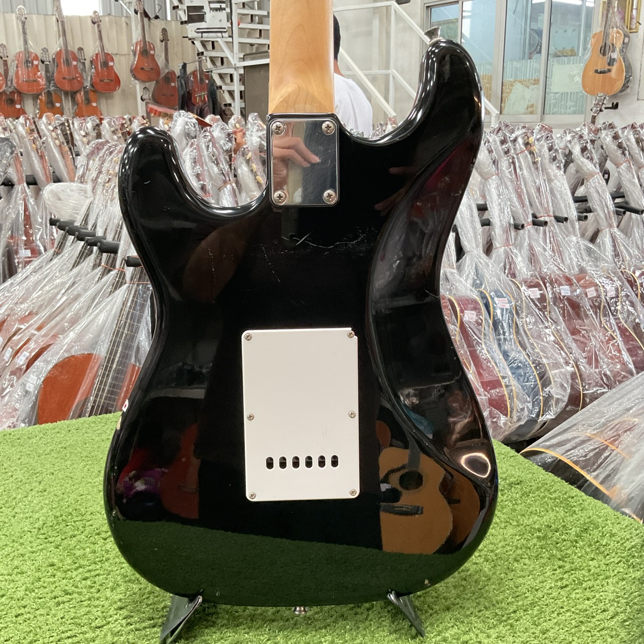 กีต้าร์ไฟฟ้า SELDER