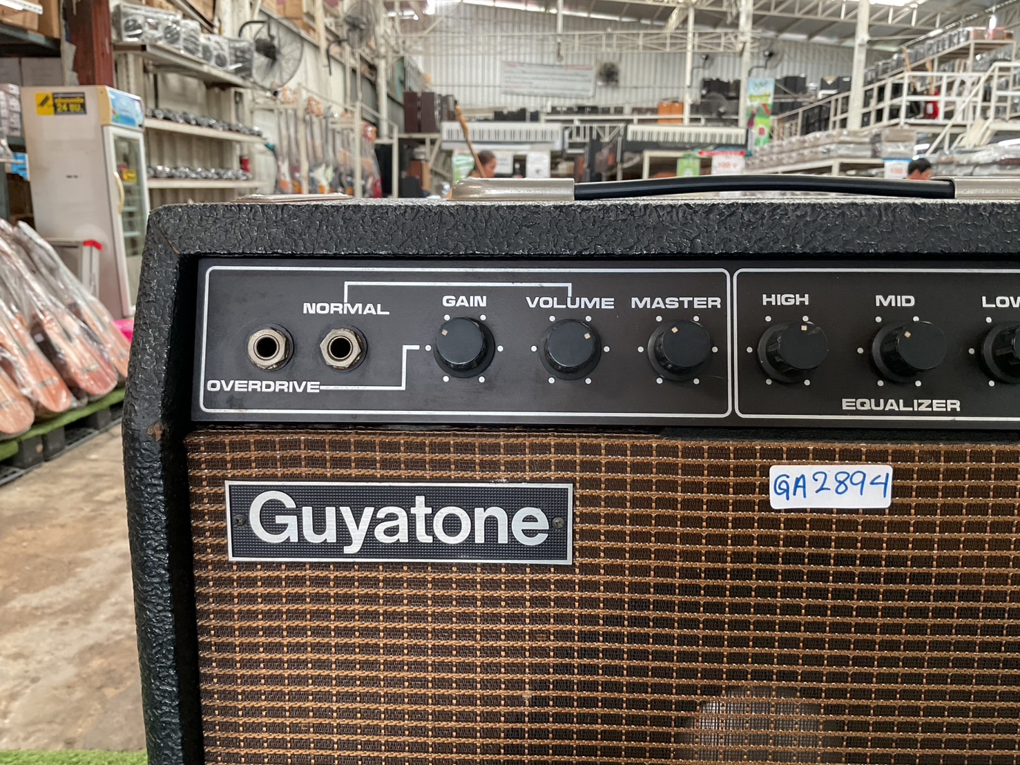 แอมป์กีต้าร์ GUYATONE : GA-200
