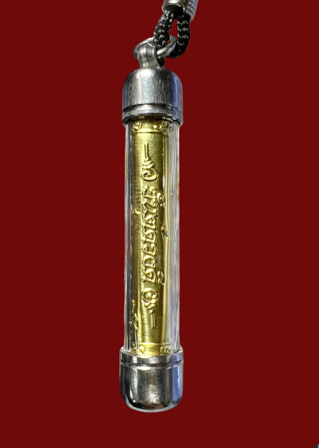 ตะกรุดนารายณ์แปลงรูปดวงดี (เนื้อทองเหลือง) Great Fortune Narai Transformation Takrud (brass material). SKU-03462