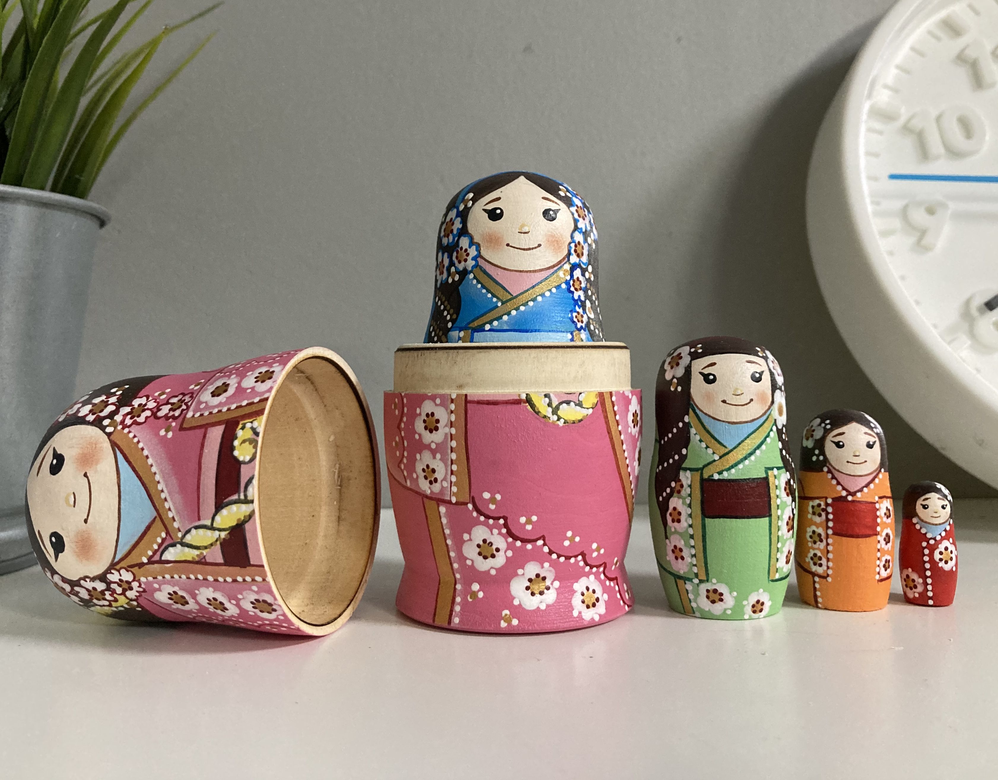 ตุ๊กตาแม่ลูกดก (Matryoshka) - From Russia With Love "Japanese Pink"