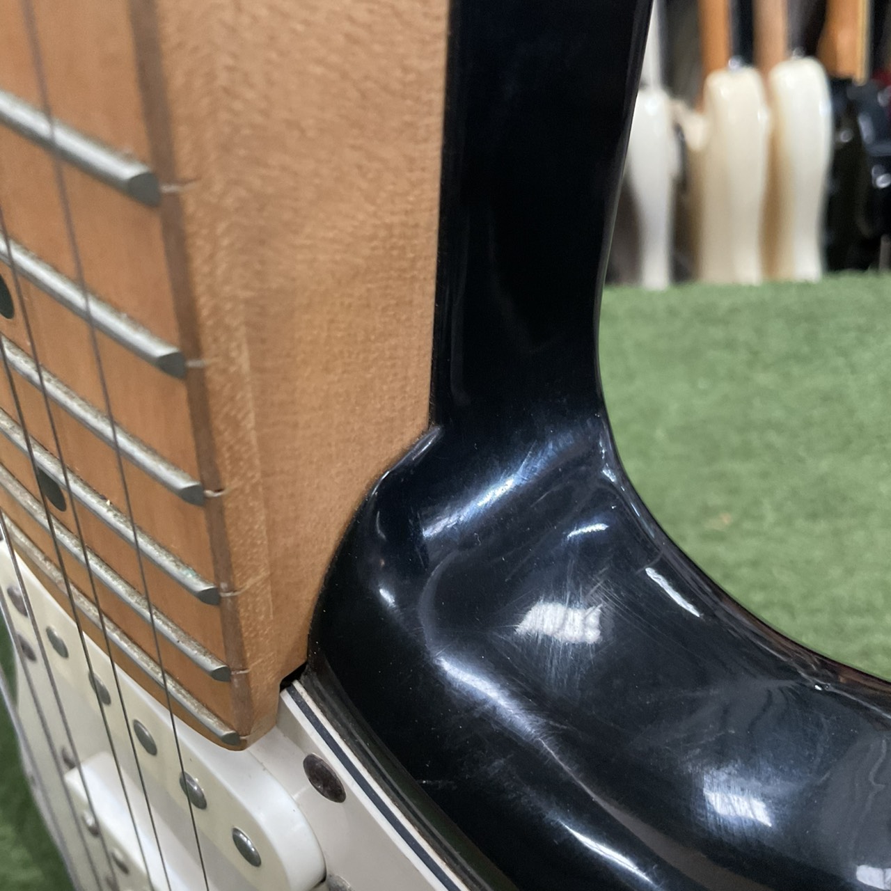 กีต้าร์ไฟฟ้า PhotoGenic