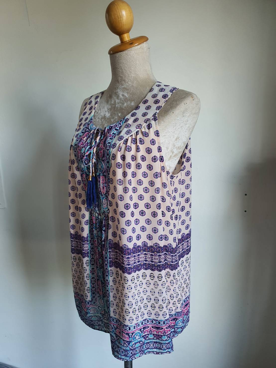 FF05321 เสื้อผ้ามือสอง ลวดลายสวย ชีฟอง แบรนด์ ROSE OLIVE อก free-40 นิ้ว