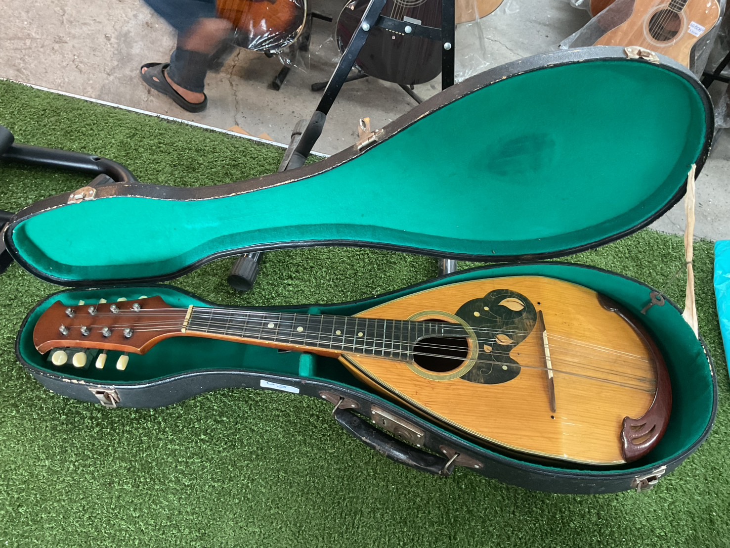 แมนโดลิน Suzuki : No.190