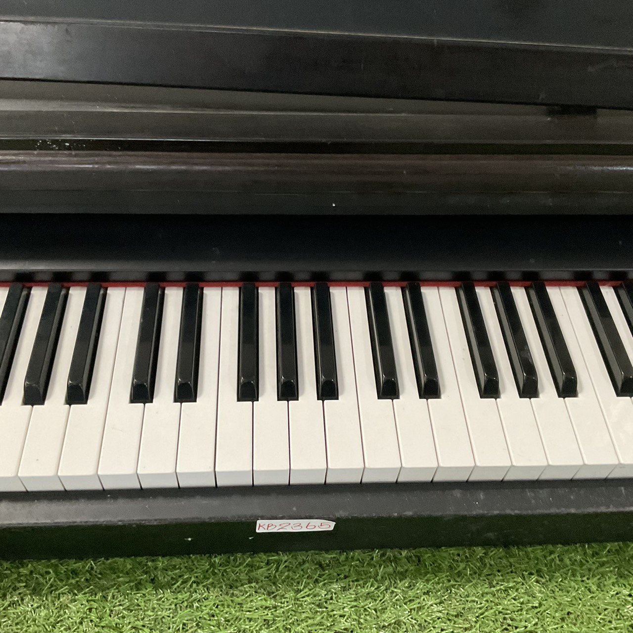 เปียโน YAMAHA : Clavinova CLP-122