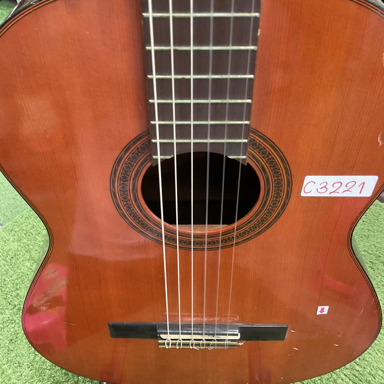 กีต้าร์คลาสสิค YAMAHA : G-70D