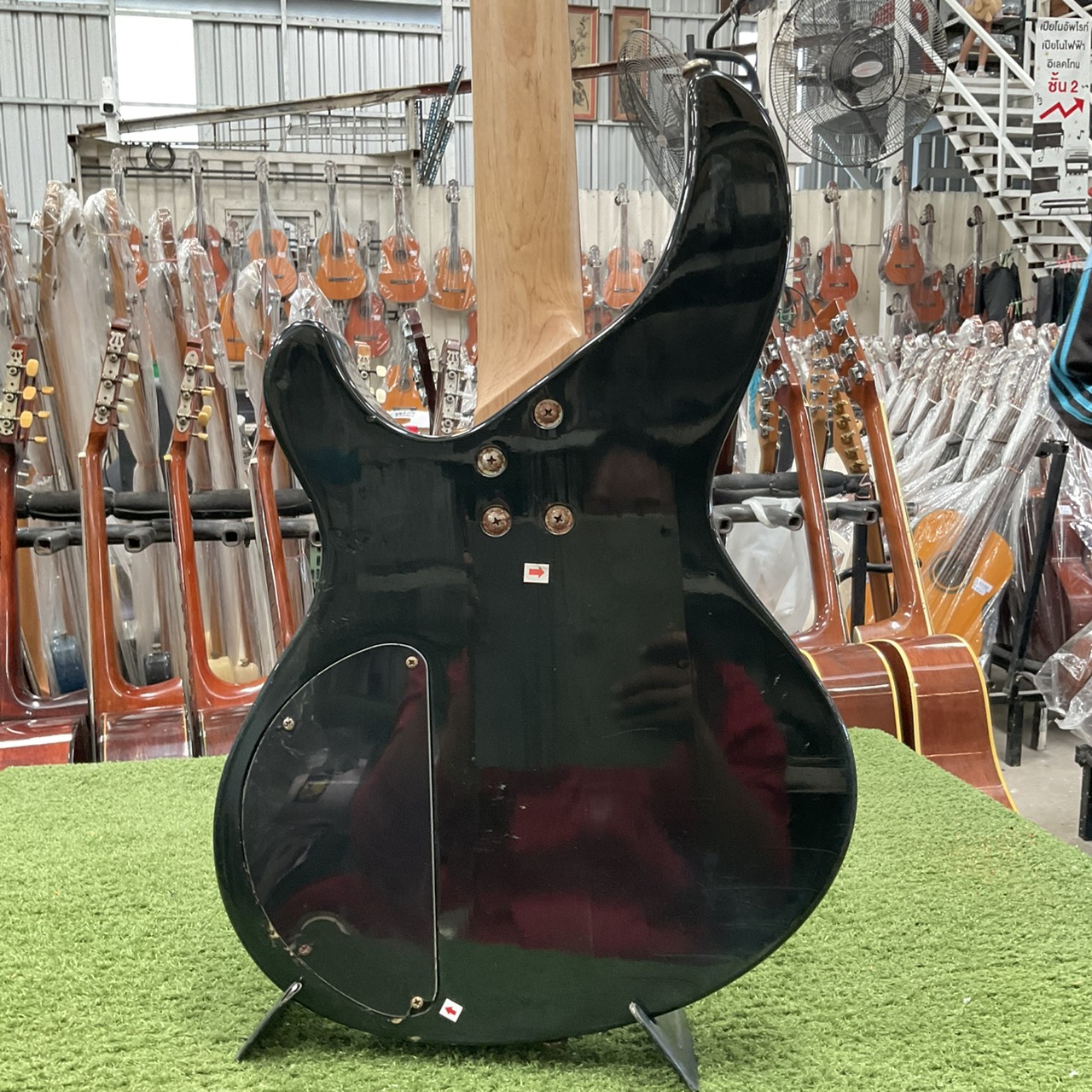 กีต้าร์เบส Aria Pro II