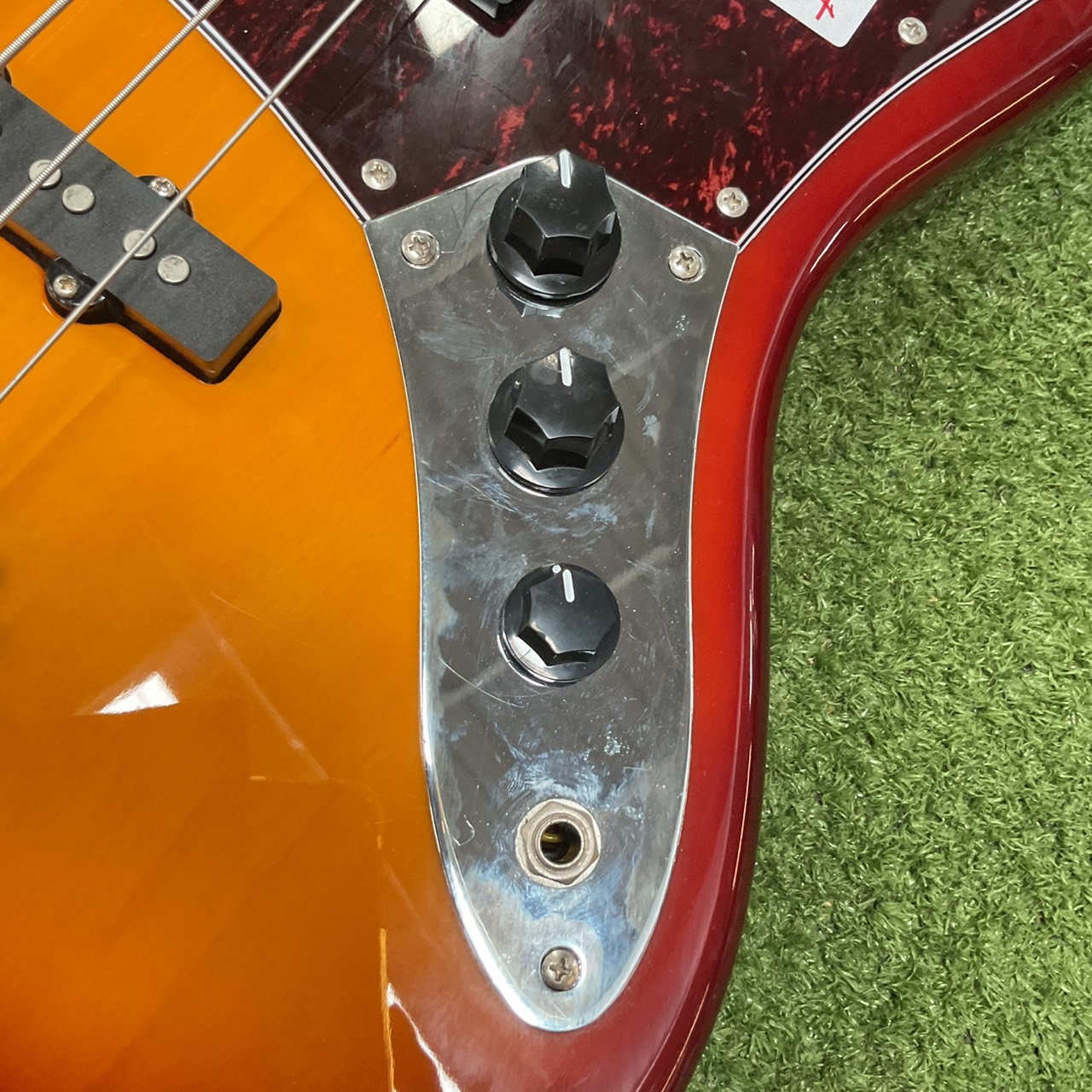 กีต้าร์เบส PHOTOGENIC