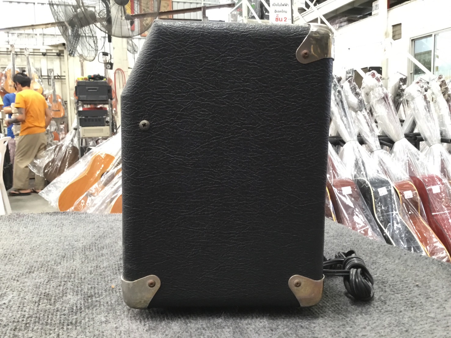 แอมป์กีต้าร์ Fender : SL-15SP II