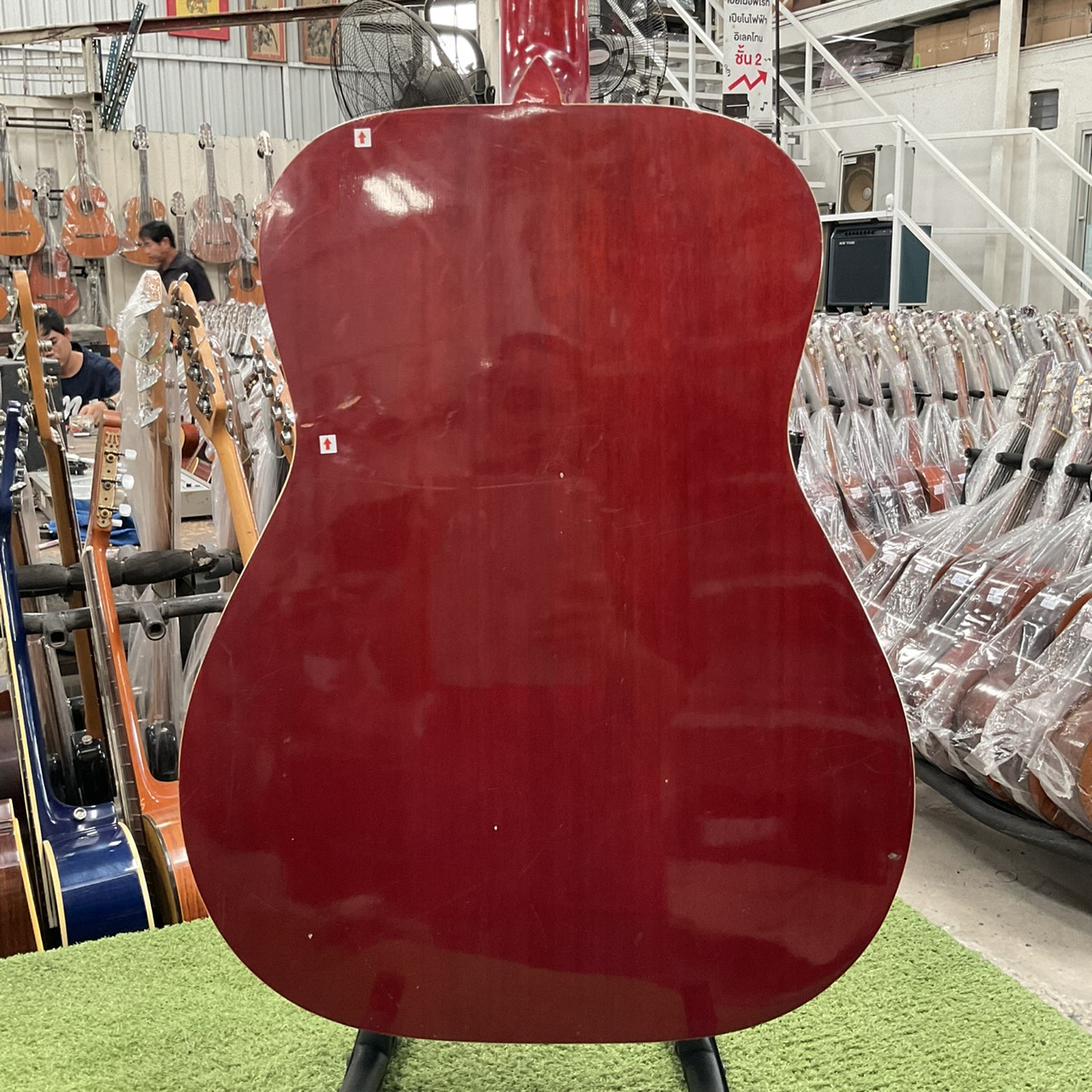 กีต้าร์โปร่ง Morales : MF150