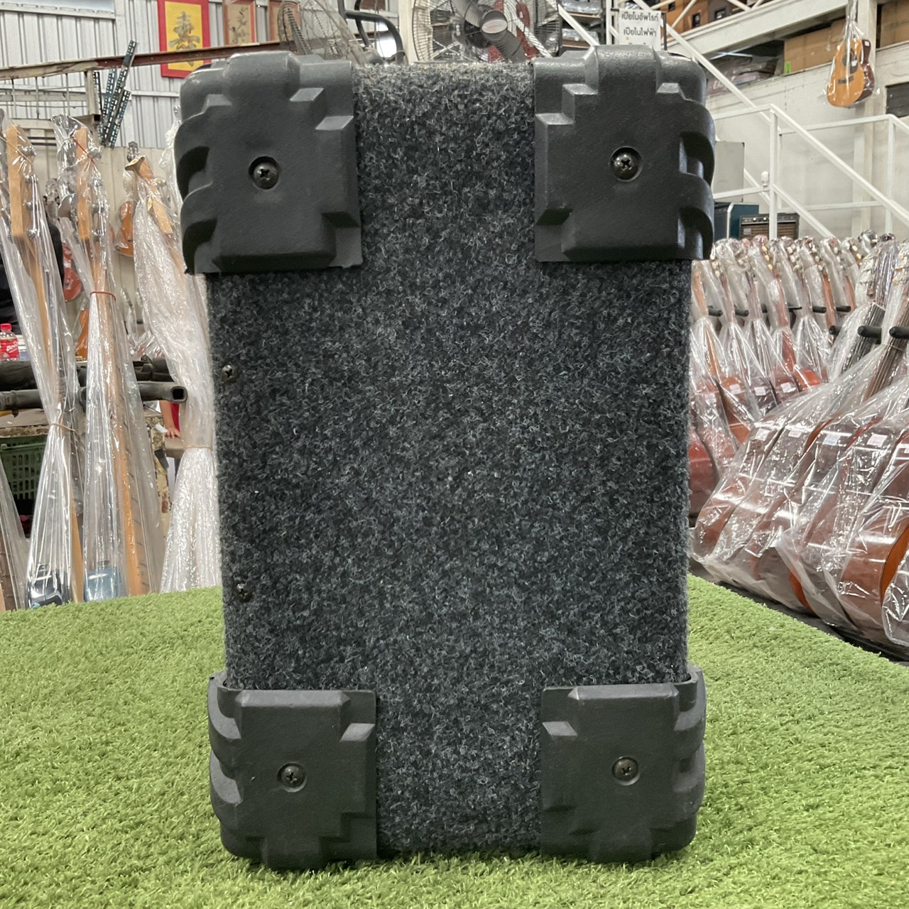 แอมป์กีต้าร์และเบส EDWARDS : EGA10