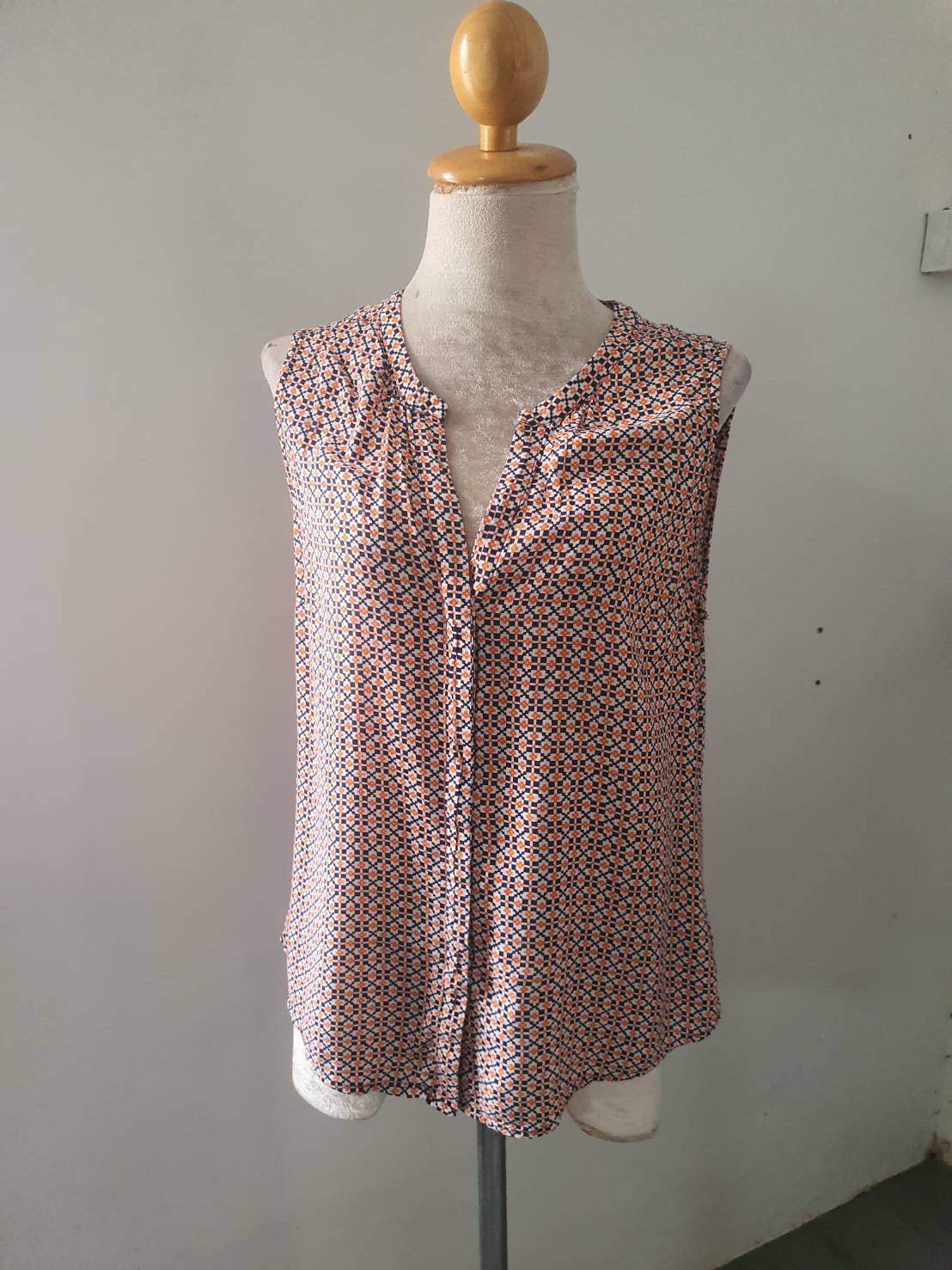 FF06103 เสื้อแฟชั่น มือสอง ลายดดอกส้ม แบรนด์ Dalia Collection อก 36 นิ้ว