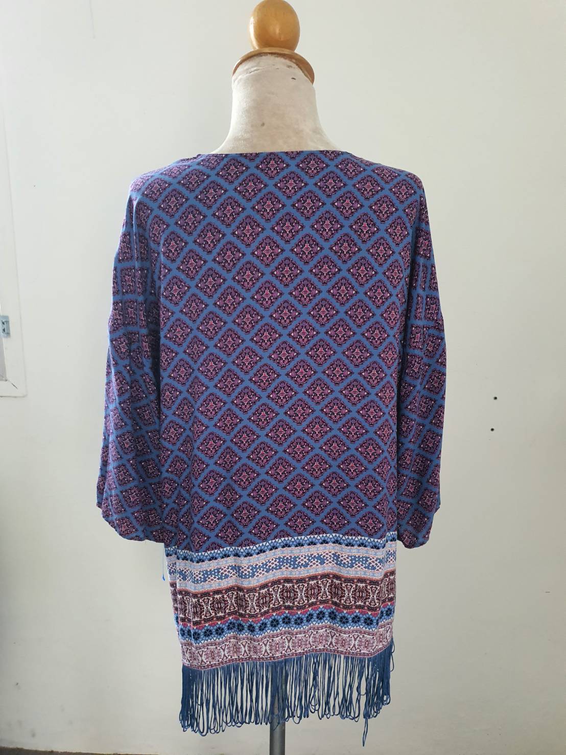 FF05668 เสื้อคลุมแฟชั่น สีม่วงลายสวยๆ แบรนด์ nobo size m