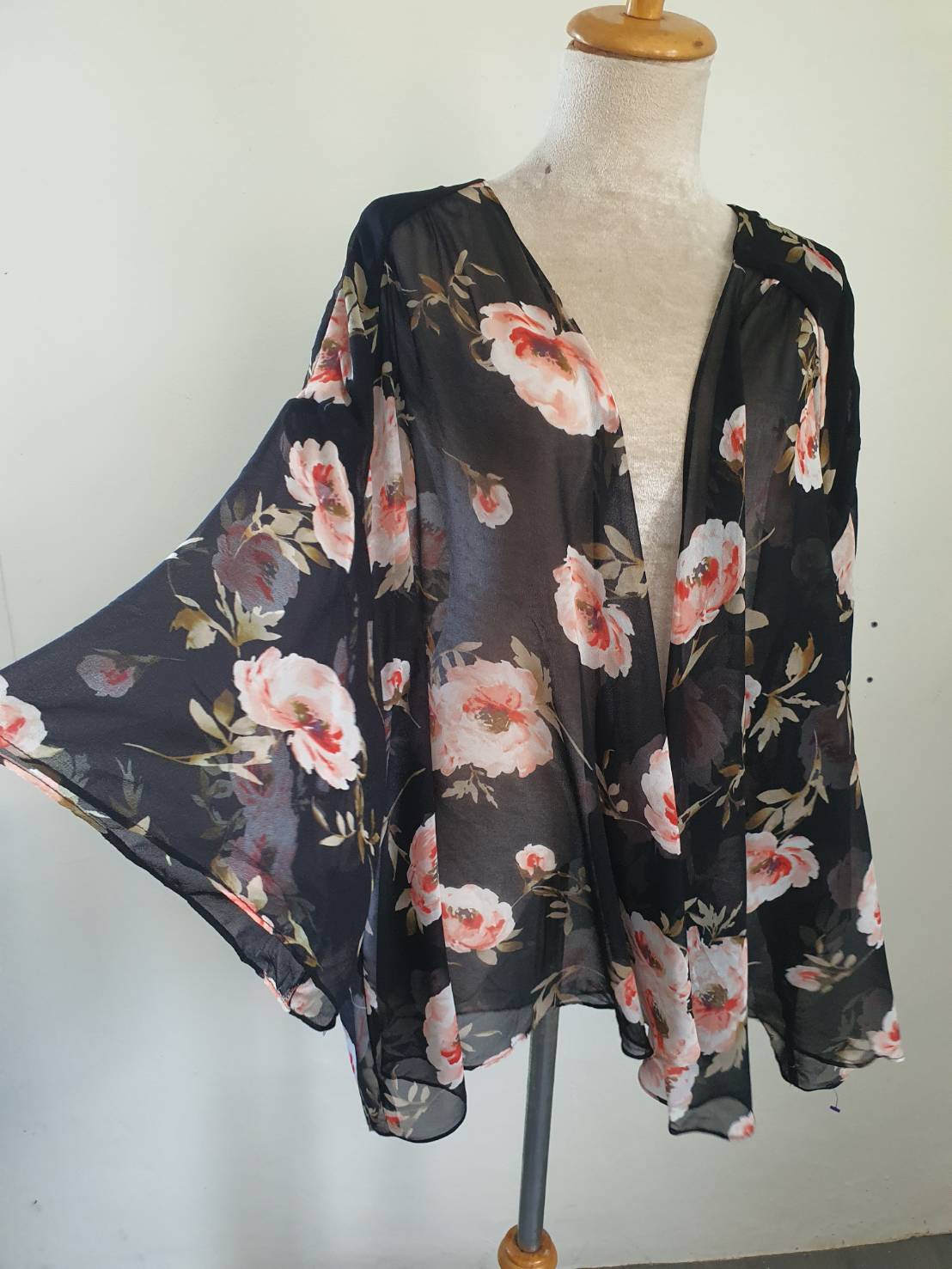 FF05579 เสือคลุม ชีฟองมือสอง สาวบอวบ สีดำลายดอกไม้ แบรนด์ MARYBELLE 3XL