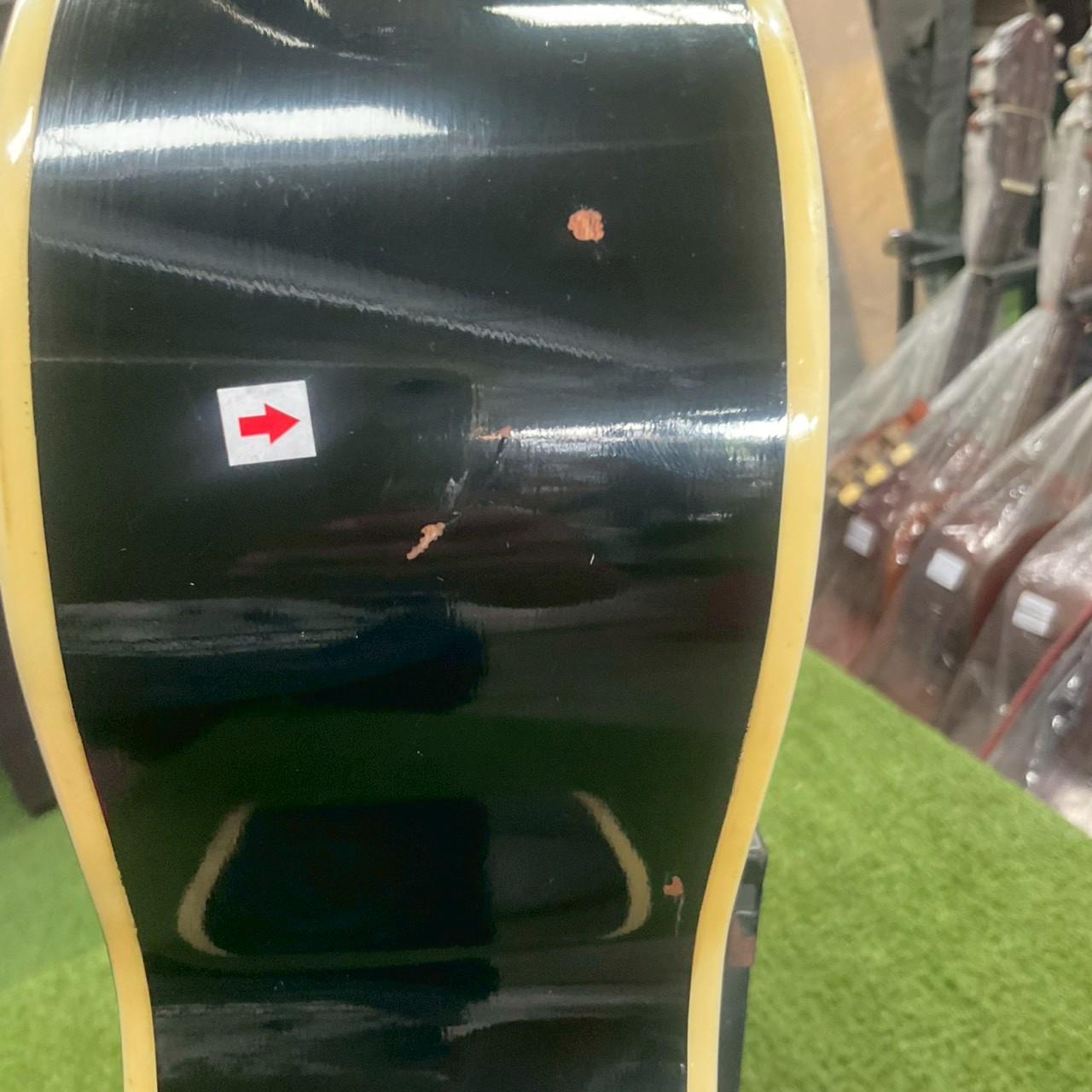 กีต้าร์โปร่ง ARIA : ADF-200BK