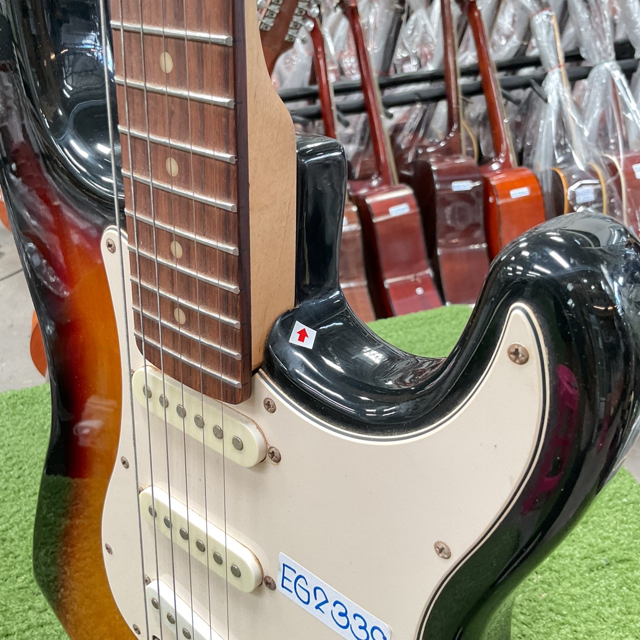 กีต้าร์ไฟฟ้า BUSKER'S