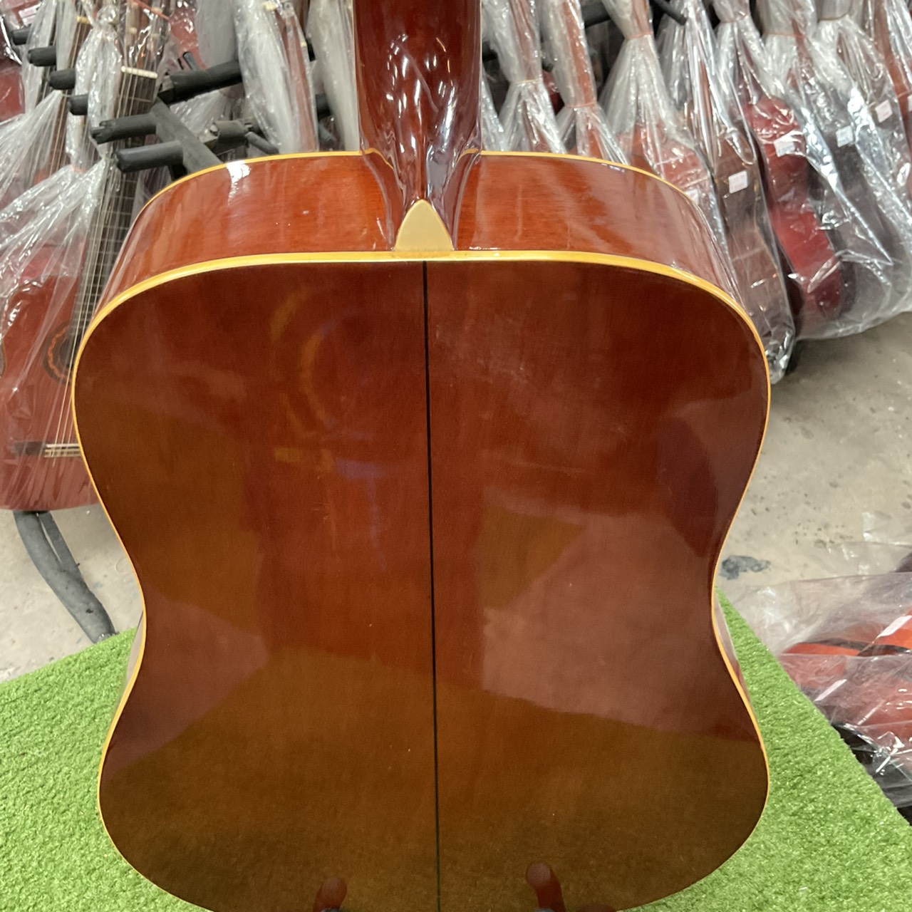 กีต้าร์โปร่ง K-Garage : CD-200