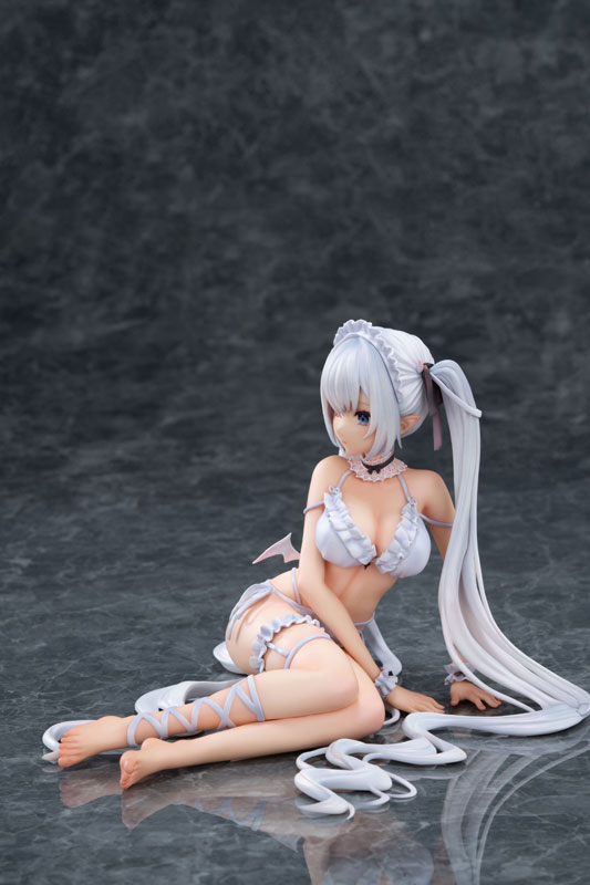 White Haired Luna-chan Illustrated by Kasu Komeshiro 1/6 Complete Figure(Pre-order)