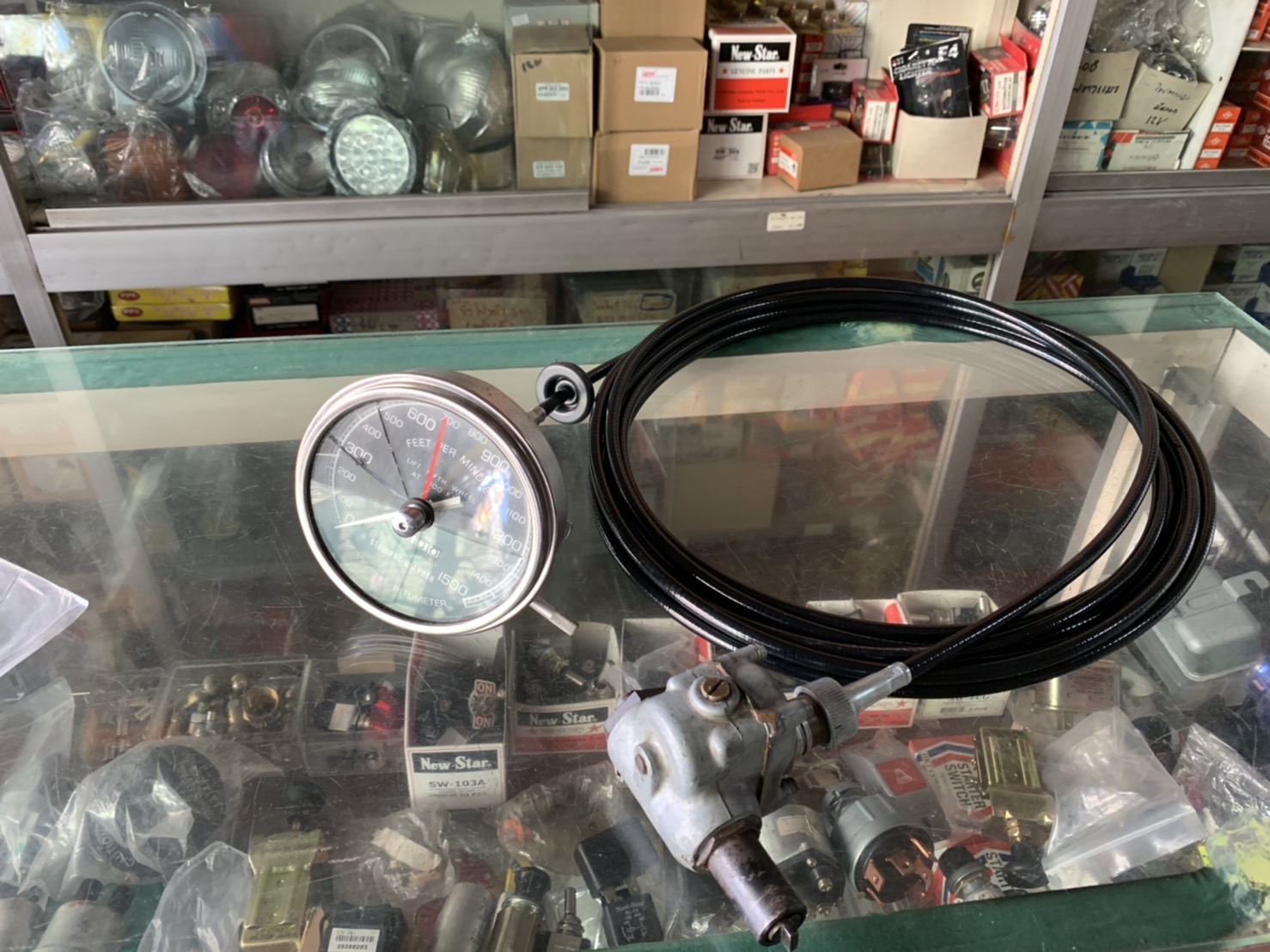 รับสั่งทำสายวัดรอบ สายไมล์ สายคันเร่ง สายดึงดับ