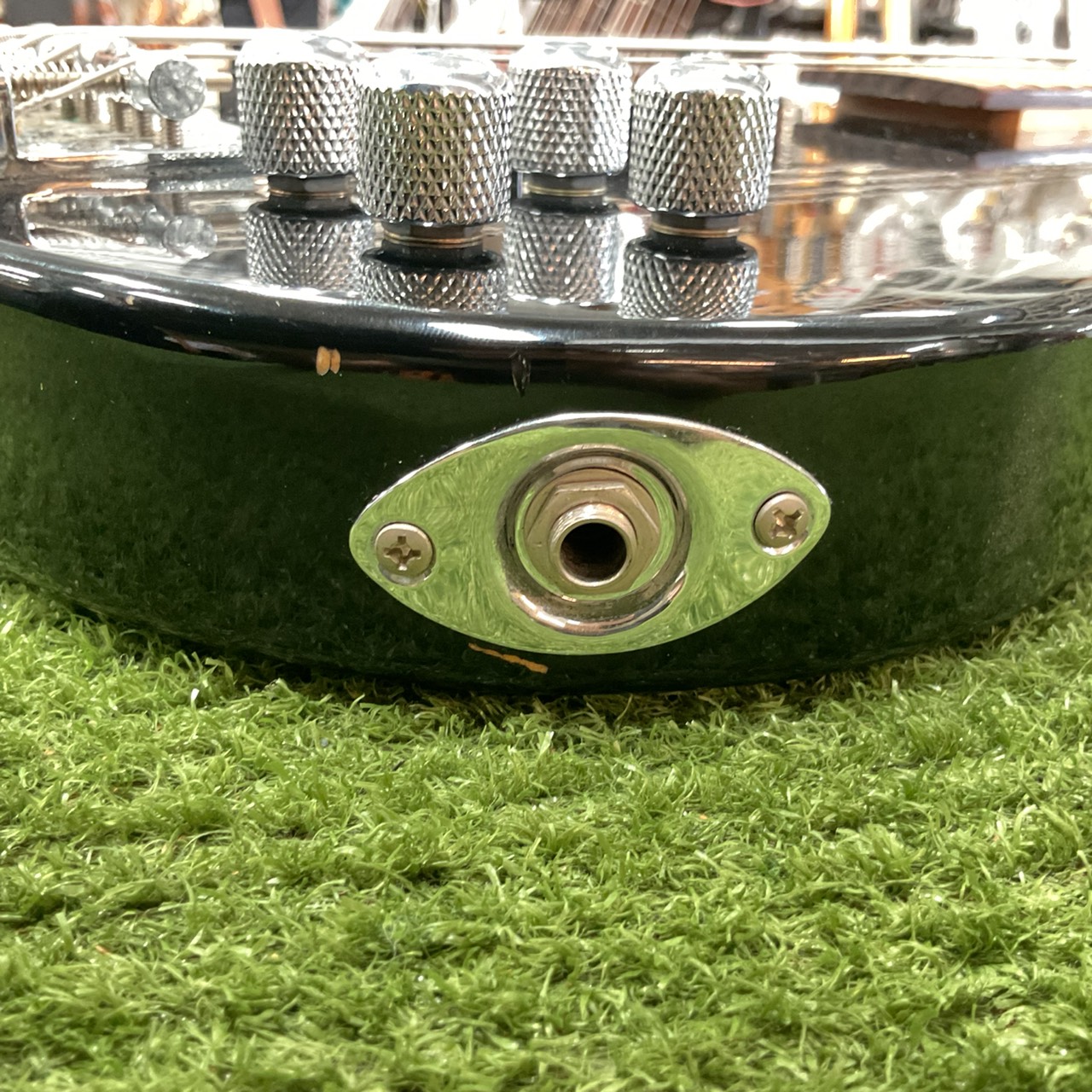 กีต้าร์เบส BUSKER'S