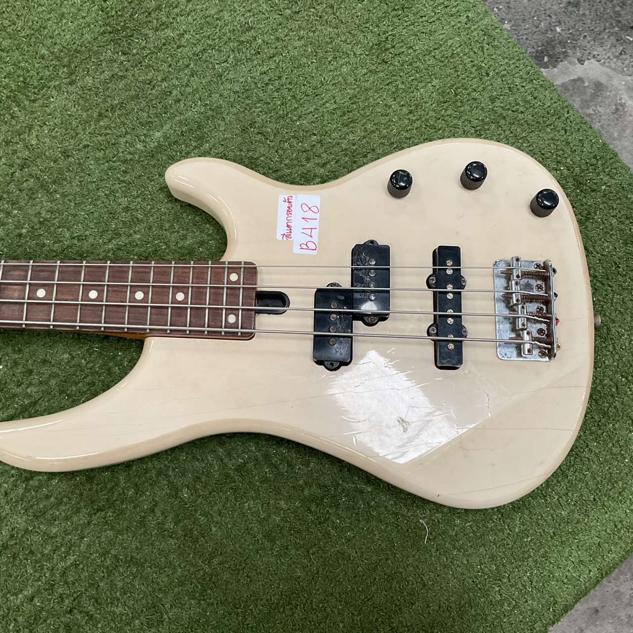 กีต้าร์เบส YAMAHA : RBX MS200