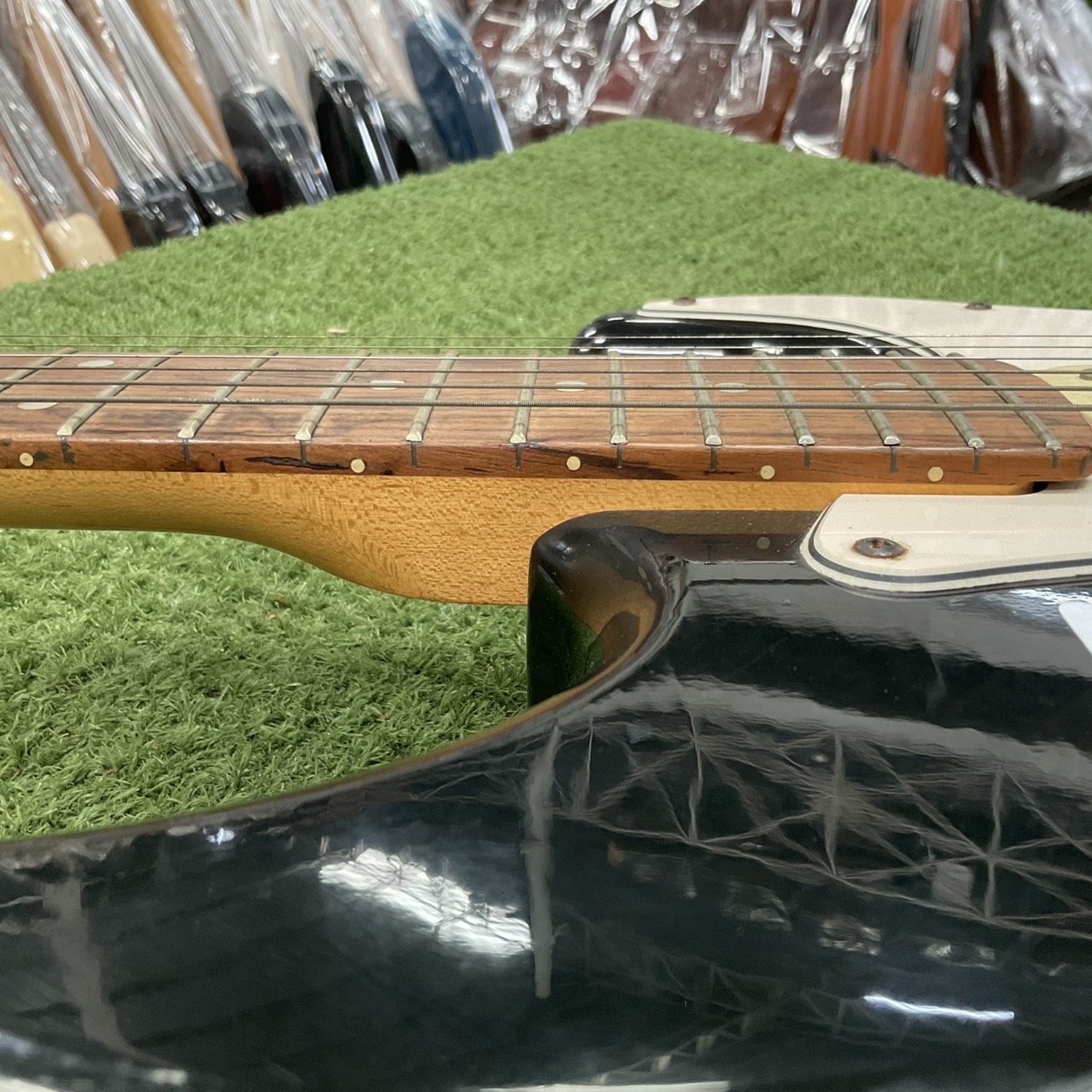 กีต้าร์ไฟฟ้า No Brand