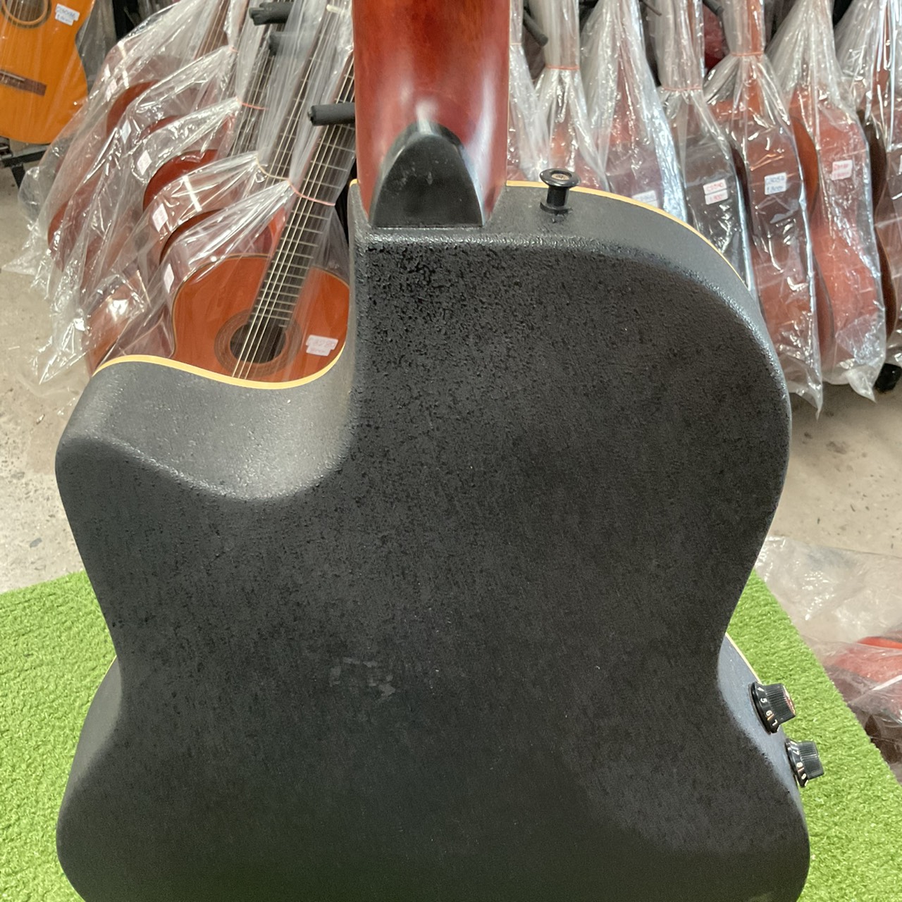 กีต้าร์โปร่งไฟฟ้า Stafford&Co. : SE-350