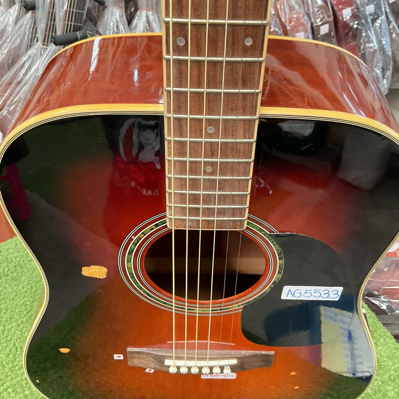 กีต้าร์โปร่ง Legend : WG-20 BS