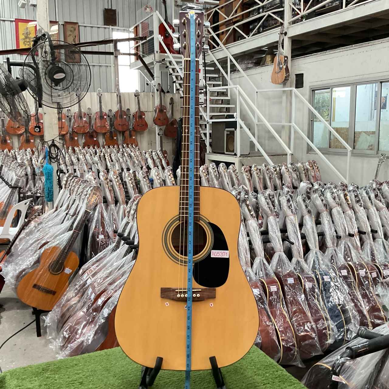 กีต้าร์โปร่ง SX : MD160/NA