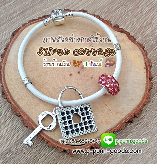 จี้ห้อยชุด แม่กุญแจ ลูกกุญแจ สีเงินโบราณ