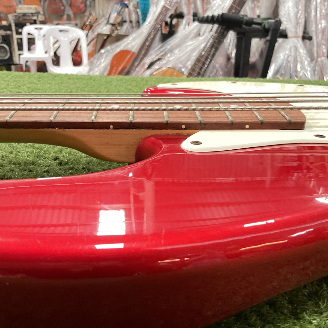 กีต้าร์เบส BUSKER'S