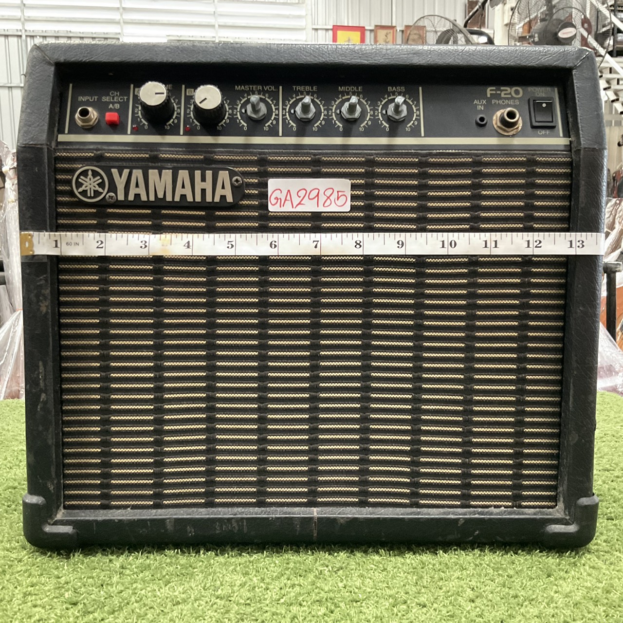 แอมป์กีต้าร์ YAMAHA : F-20