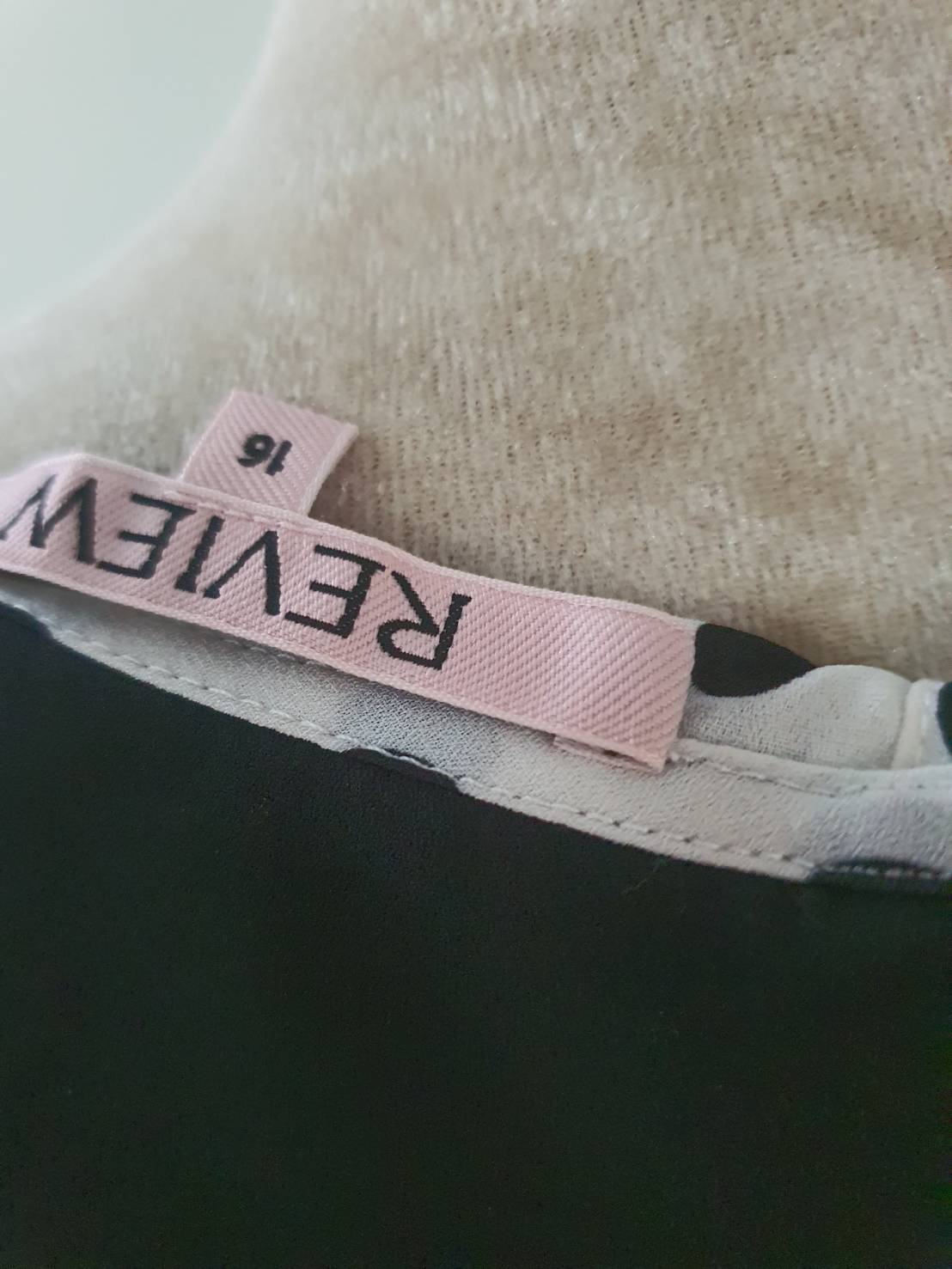 FF05656 เสื้อแฟชั่นชีฟอง แขนกุด มือสอง REVIEW อก 42 นิ้ว