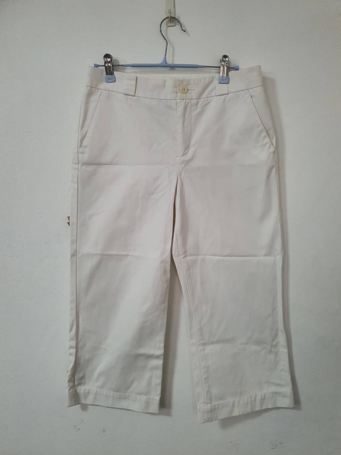 FF06289 กางเกงผ้ามือสอง สีขาว แบรนด์ GAP เอว 28 นิ้ว