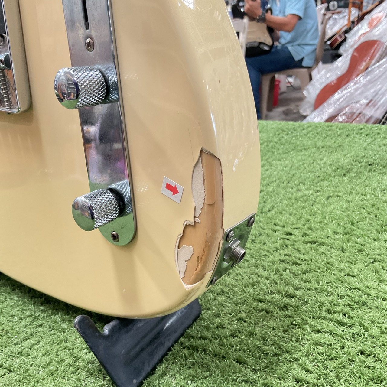 กีต้าร์ไฟฟ้า Triumph