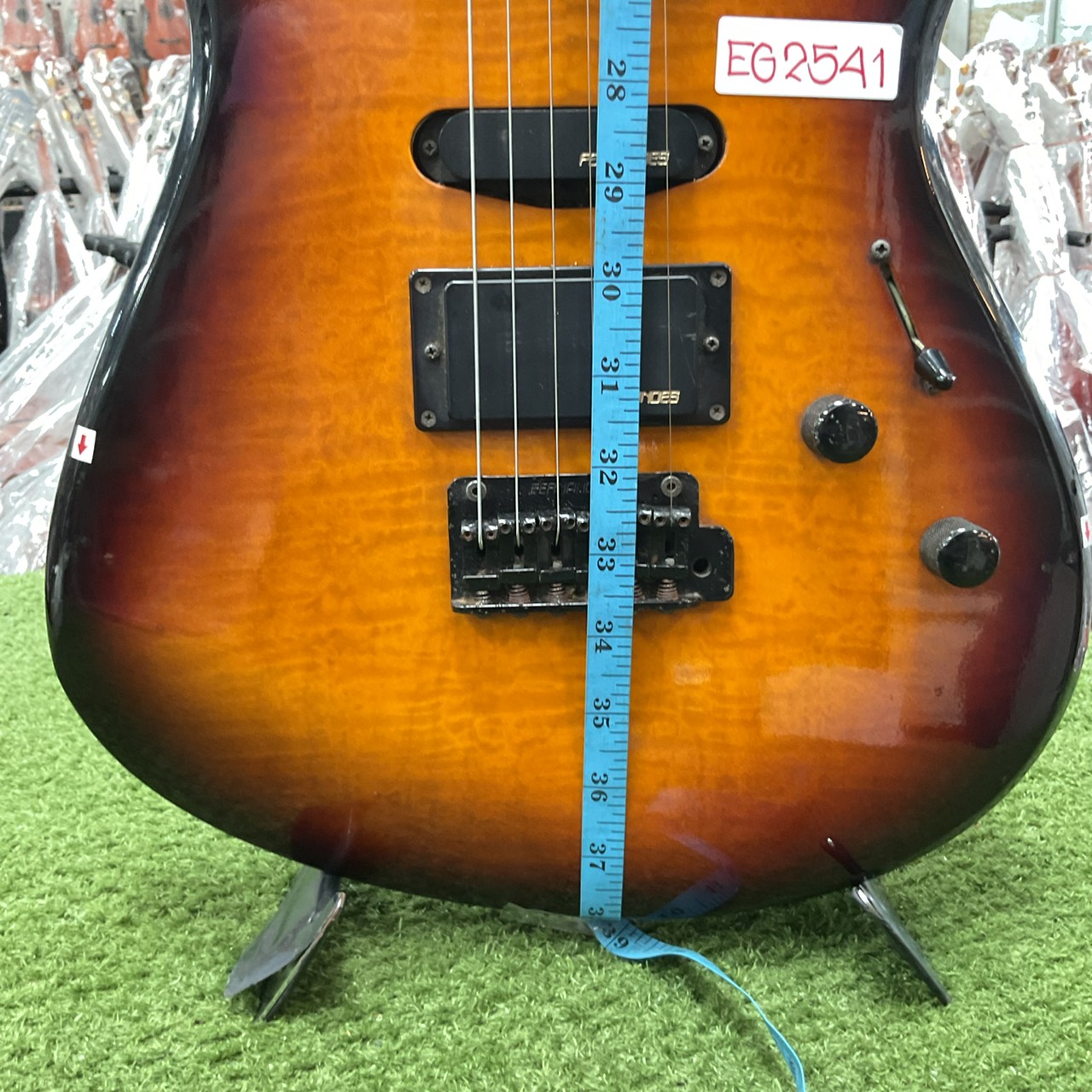 กีต้าร์ไฟฟ้า FERNANDES