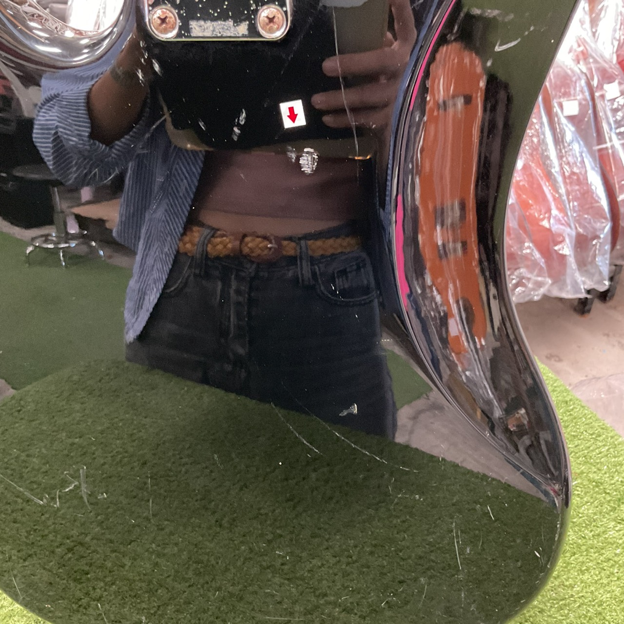 กีต้าร์เบส BUSKER'S