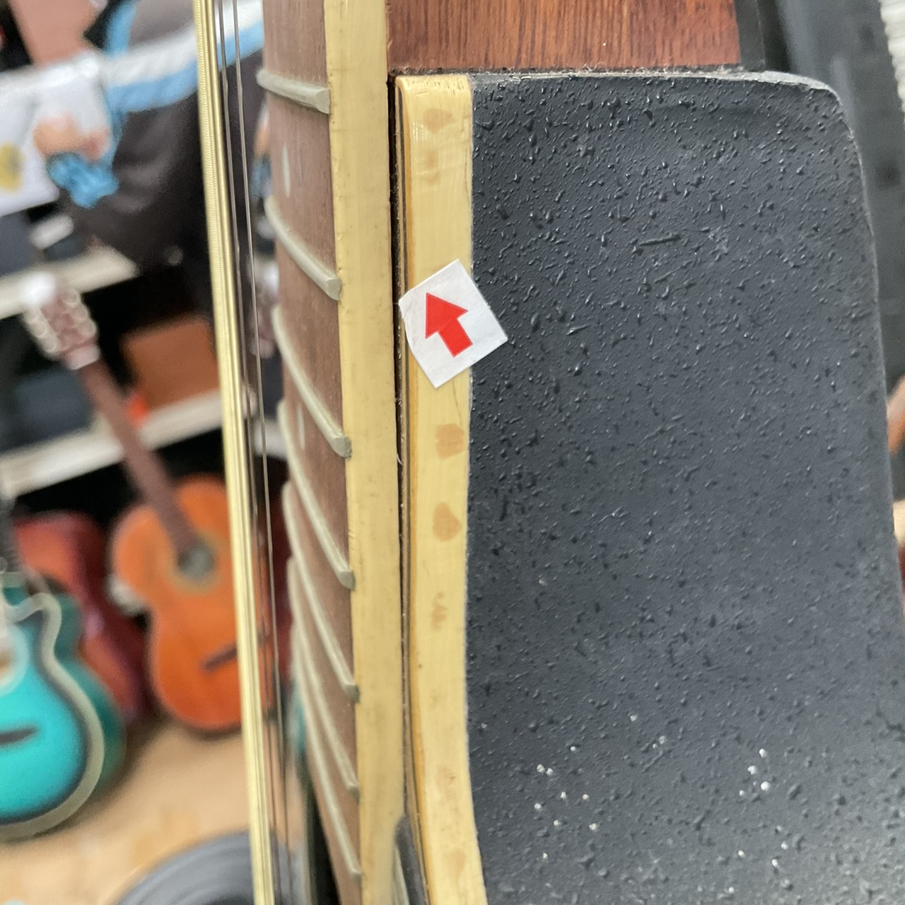 กีต้าร์โปร่งไฟฟ้า K-Garage : EA-400