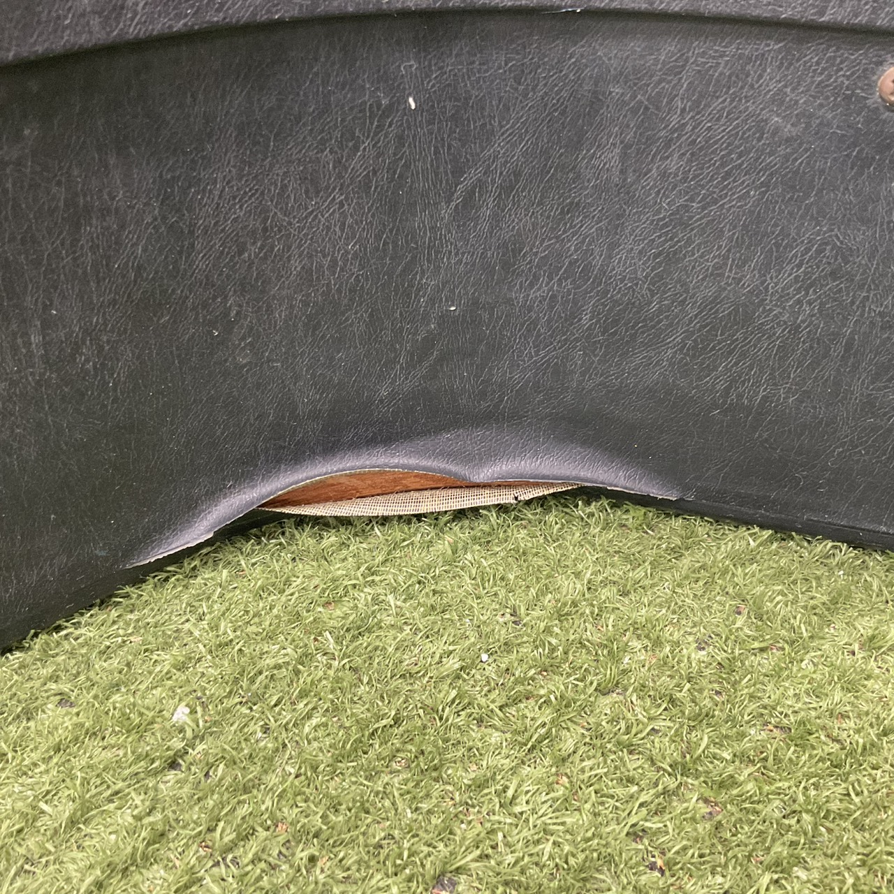 กล่องเคสกีต้าร์คลาสสิค YAMAHA