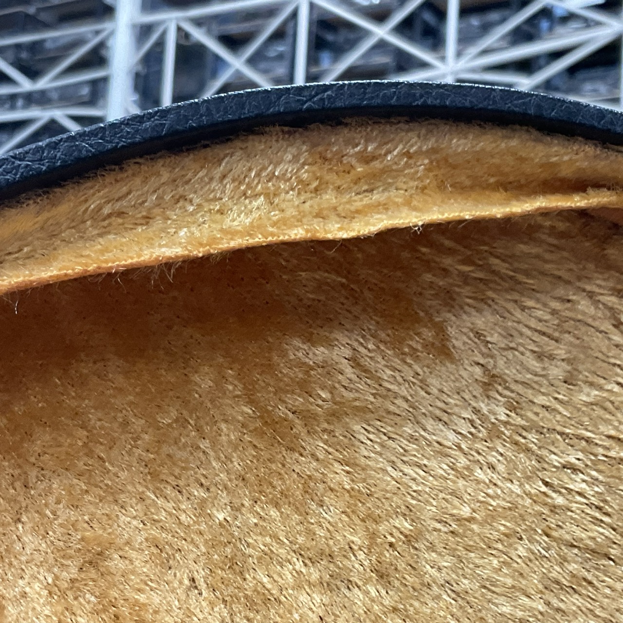 กล่องเคสกีต้าร์โปร่ง