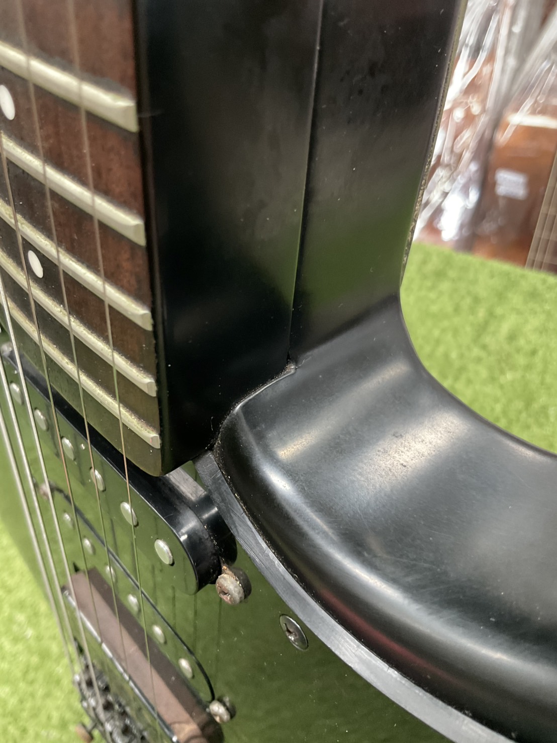 กีต้าร์ไฟฟ้า FERNANDES